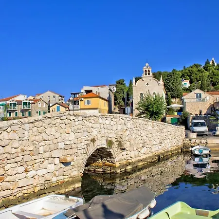 Appartamento In Tribunj With Sea View, Balcony, Air Conditioning, Wifi 68-1 *