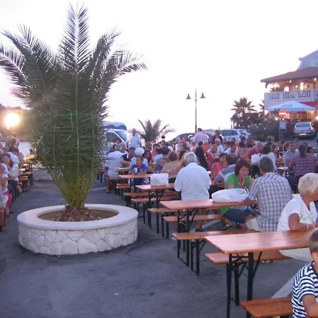 In Tribunj With Sea View, Balcony, Air Conditioning, Wifi 68-1 Tribalj