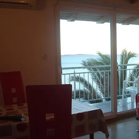 Διαμέρισμα In Tribunj With Sea View, Balcony, Air Conditioning, Wifi 68-1 Tribalj