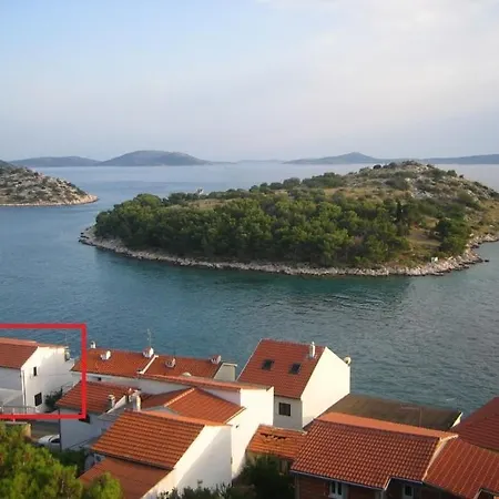 Appartamento In Tribunj With Sea View, Balcony, Air Conditioning, Wifi 68-1 *