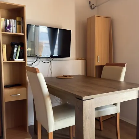 In Tribunj With Sea View, Balcony, Air Conditioning, Wifi 68-1 * Tribalj