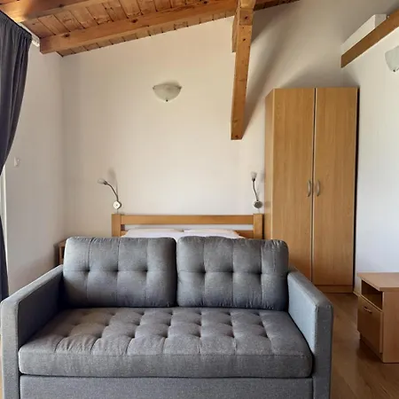 Apartamento In Tribunj With Sea View, Balcony, Air Conditioning, Wifi 68-1 *