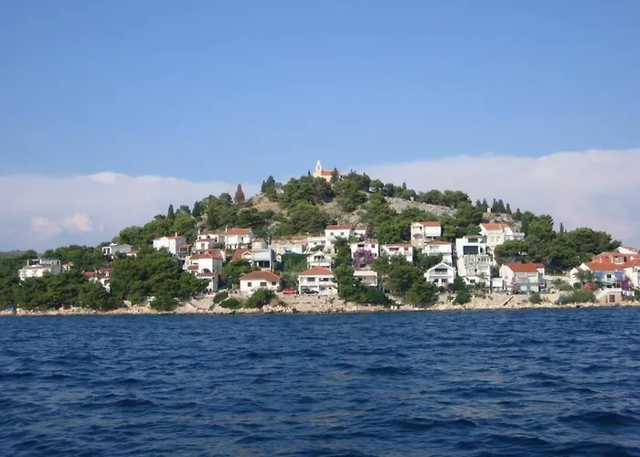 Appartamento In Tribunj With Sea View, Balcony, Air Conditioning, Wifi 68-1 Tribalj