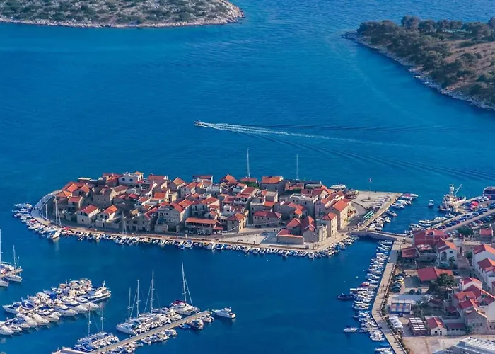 In Tribunj With Sea View, Balcony, Air Conditioning, Wifi 68-1 Appartamento