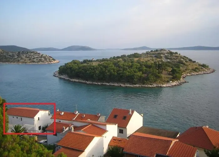 Appartamento In Tribunj With Sea View, Balcony, Air Conditioning, Wifi 68-1 *